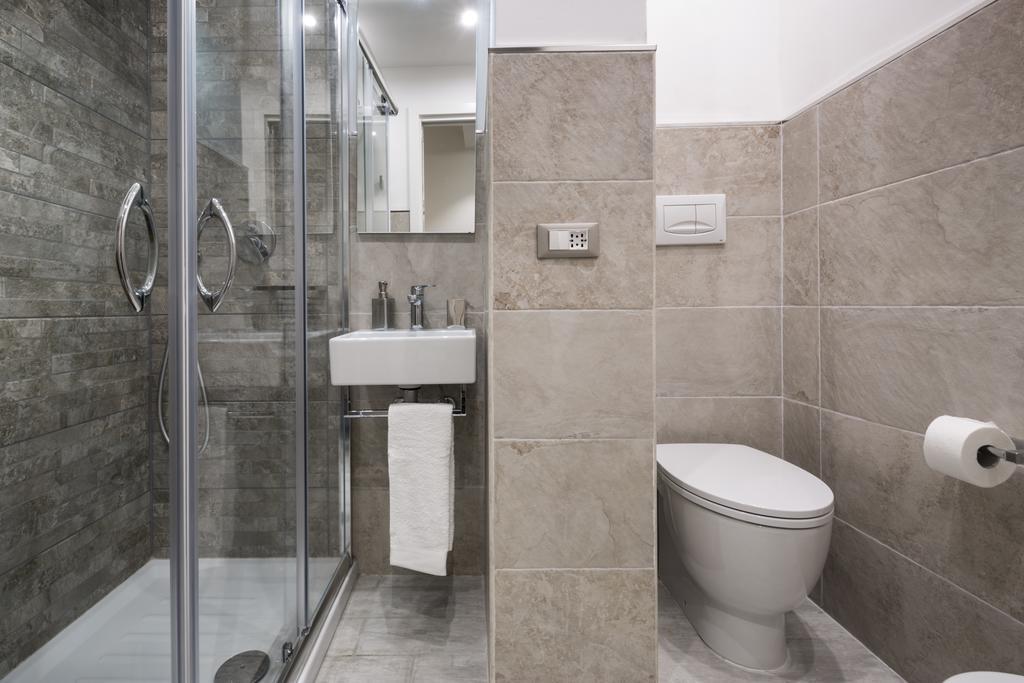 Piazza Martiri Rooms Кальярі Номер фото